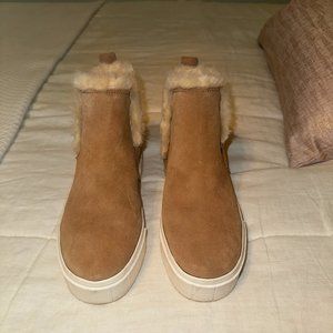 DOLCE VITA WEDGE SUEDE SNEAKER | SIZE 8